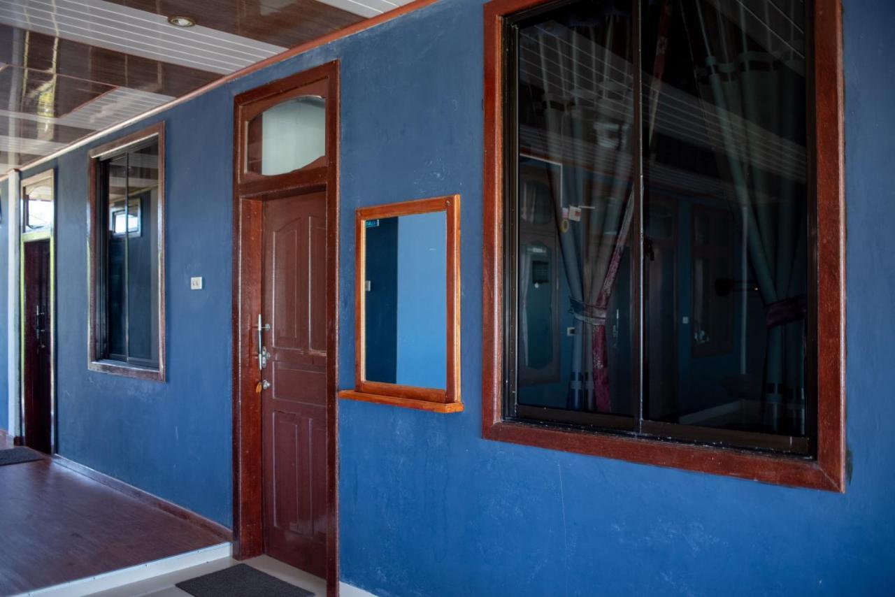 Yuni Surf House Appartement Lagudri Buitenkant foto