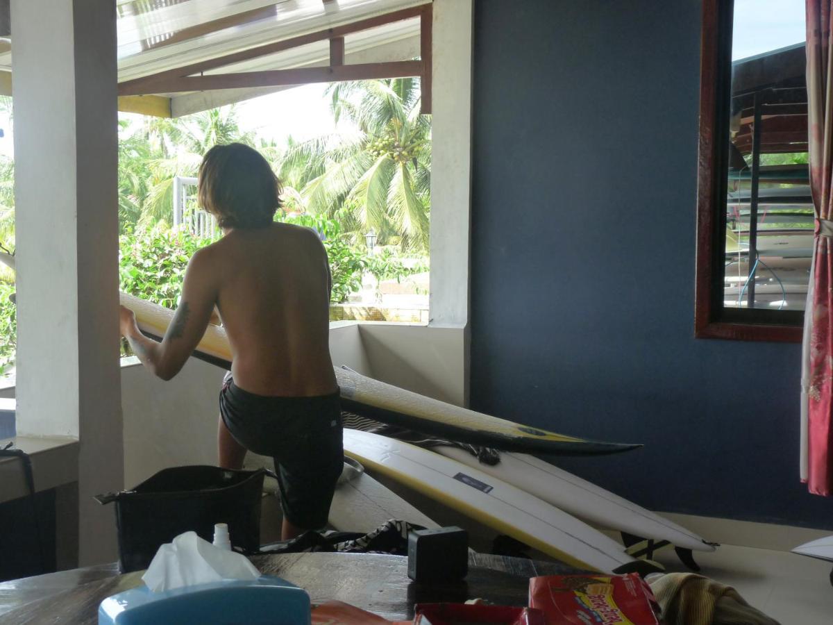 Yuni Surf House Appartement Lagudri Buitenkant foto